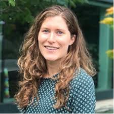 Eva Hart, lead writer at MeaningInaDream.com